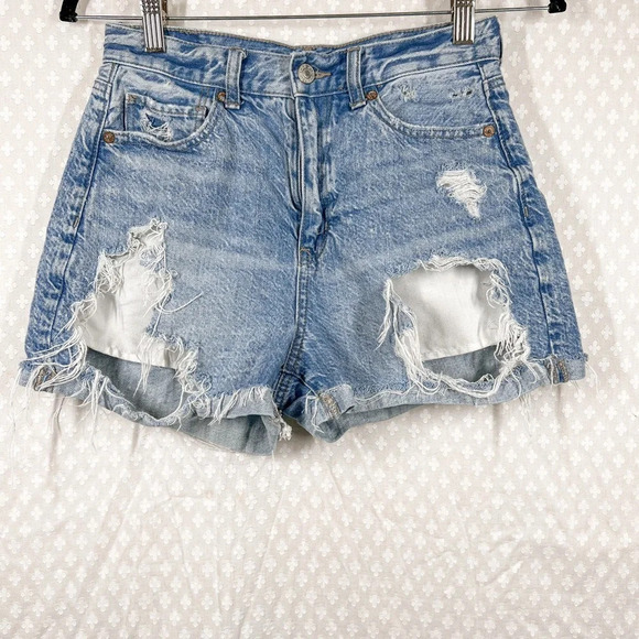 American Eagle Distressed High Rise Mom Shorts - Picture 2 of 6